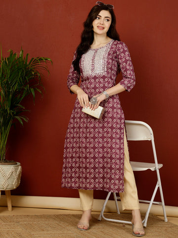 Calf Length Straight 3/4 Sleeves Round Kurta
