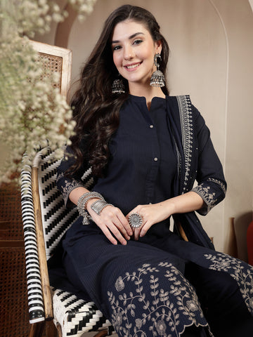 Navy Cotton Calf Length Solid 3/4 Sleeve Mandarin Collar Straight Kurta Suit Set