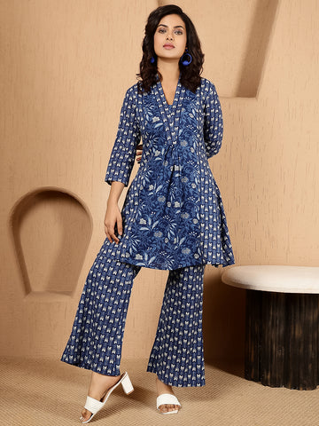 Indigo Cotton Hip Length Printed Straight 3/4 Sleeves V-Neck Kurta Bottom Set