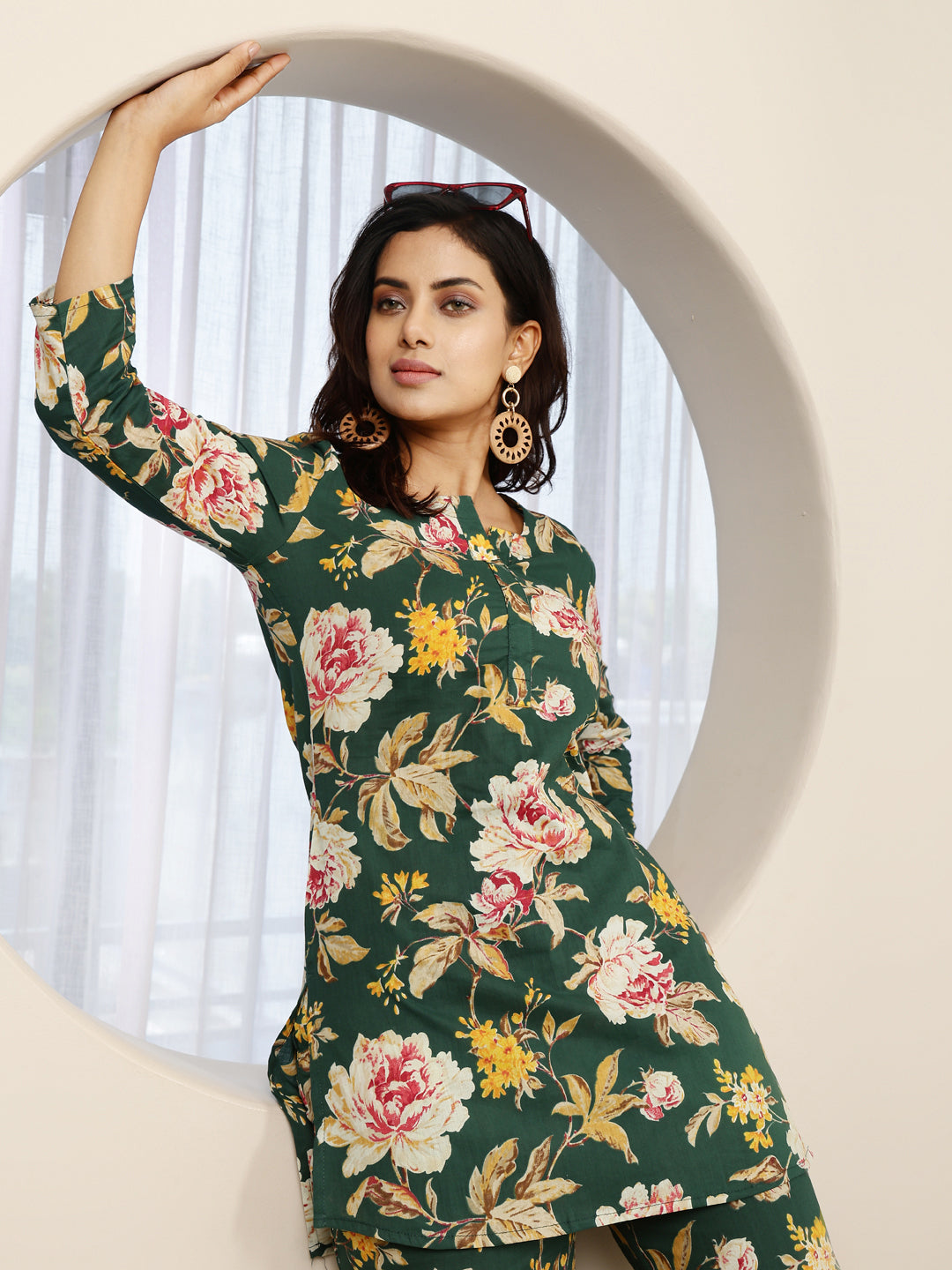 Green Cotton Hip Length Printed Straight 3/4 Sleeves Round Neck Kurta Bottom Set