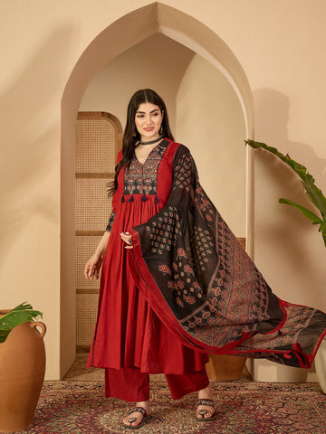 Red Rayon Calf Length Solid 3/4 Sleeve V-Neck Flared Kurta Suit Set