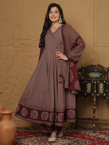 Wine Cotton Calf Length Printed 3/4 Sleeves V-Neck Anarkali Kurta Suit Set