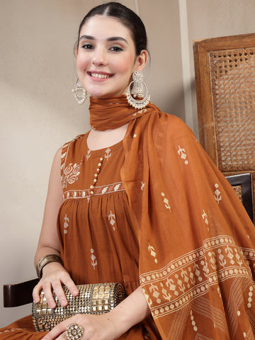 Brown Cotton Calf Length Printed Sleeveless Round Neck Flared Kurta Suit Set