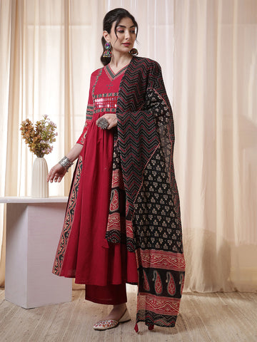 Rayon Calf Length Solid 3/4 Sleeves V Neck Flared Kurta Suit Set With Dupatta